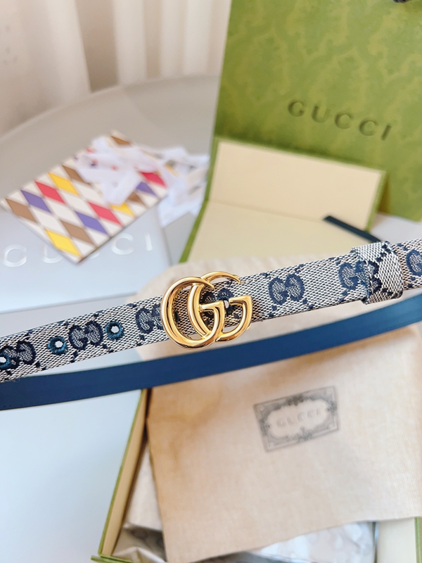 スーパーコピーグッチベルト細部ディテール